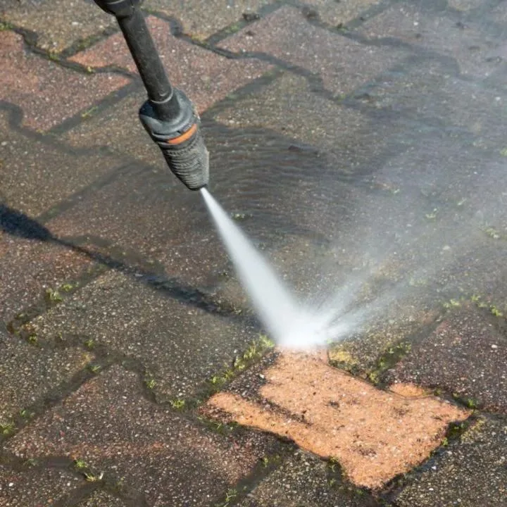 Caistor Driveway Cleaning Expert